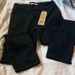 Levi’s classic mid rise skinny